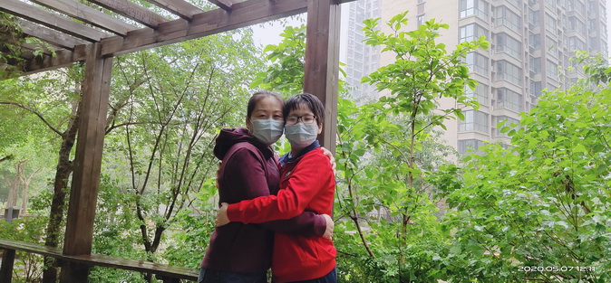 20200509152630_Q1908 李佳彤.jpg